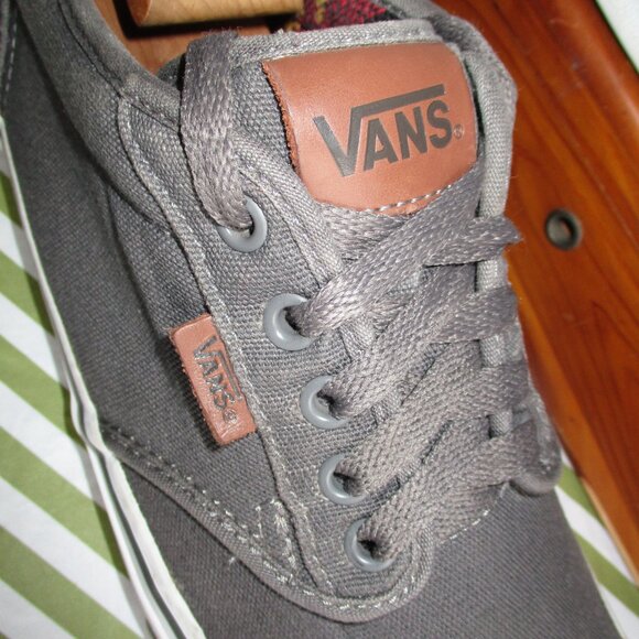 Vans Deluxe Ultra Cush Skate Sneaker - Picture 13 of 13